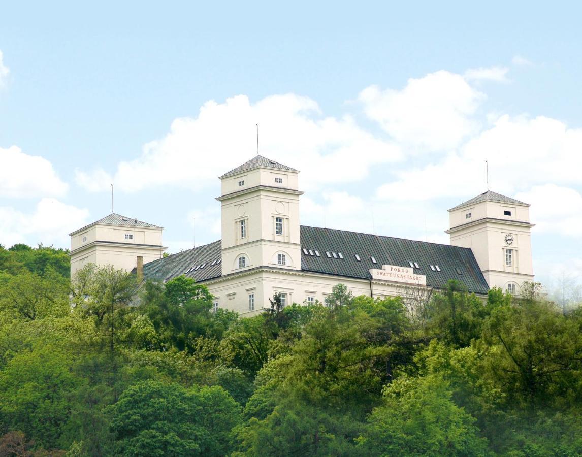 Zamek Racice Hotel Buitenkant foto