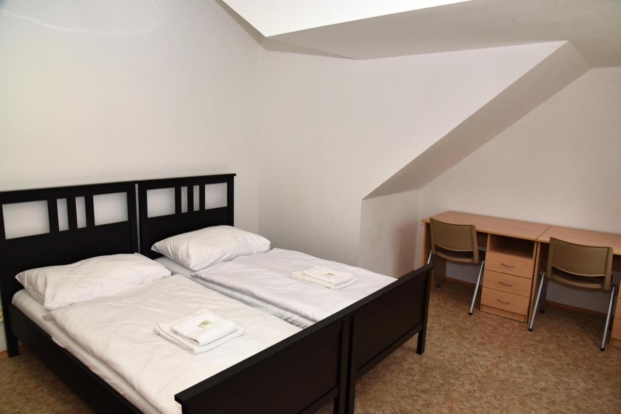 Zamek Racice Hotel Buitenkant foto