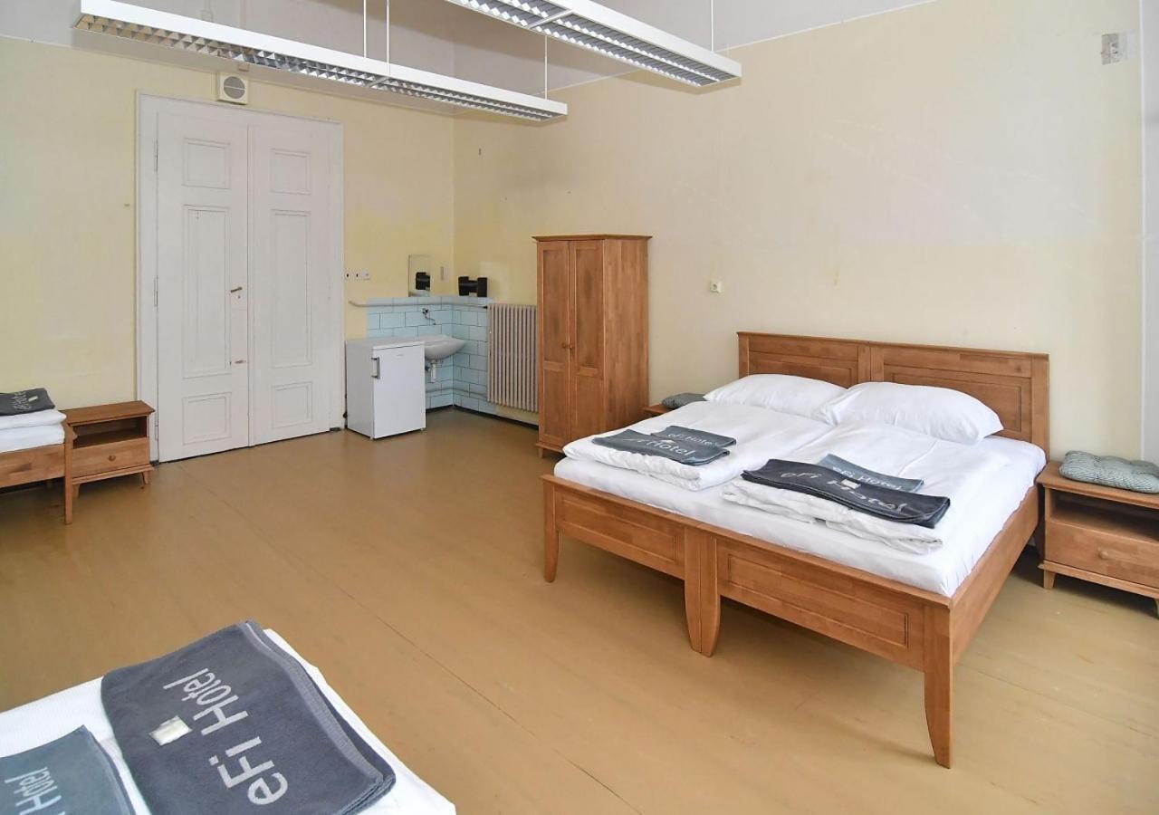 Zamek Racice Hotel Buitenkant foto