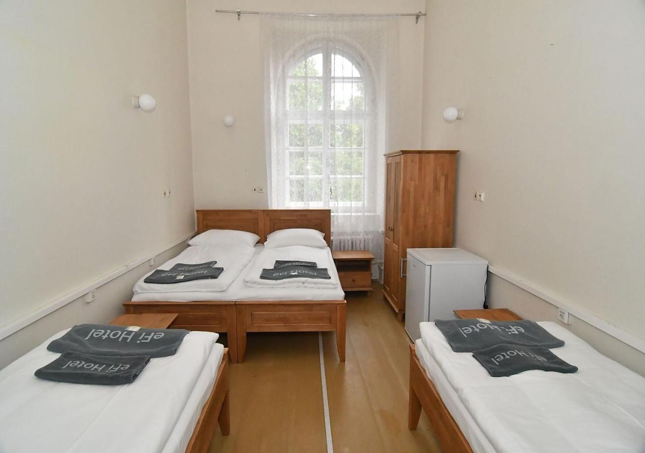 Zamek Racice Hotel Buitenkant foto